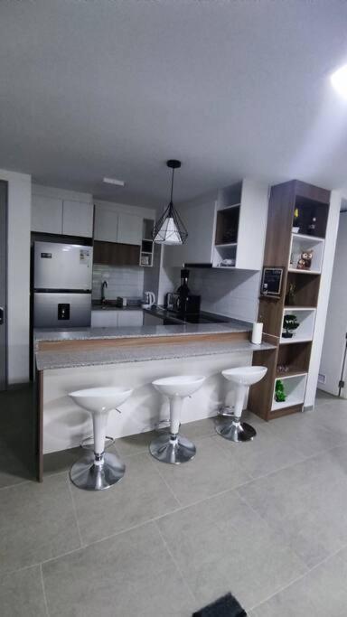 Apartamento Departamento Muy Confortable Y Comodo En Lugar Muy Tranquilo *
